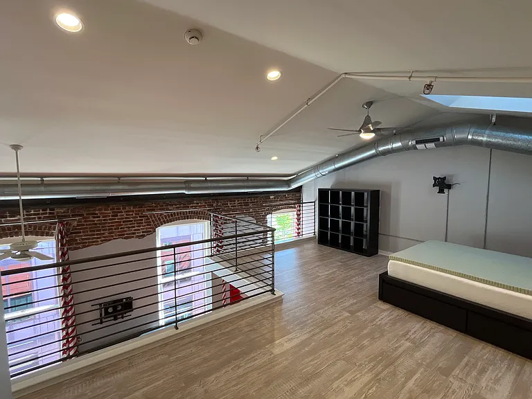 50 Gayoso Ave #403 — Photo 11