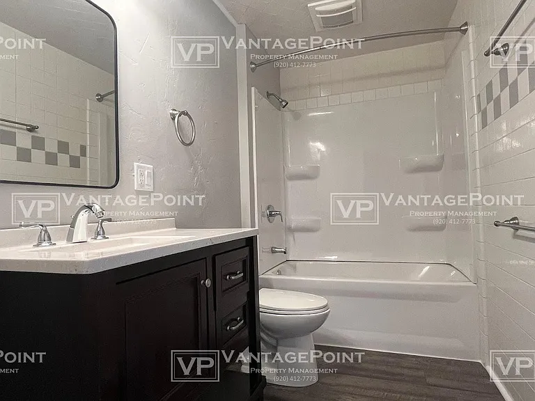 1800 Hardwoods Ct — Photo 14
