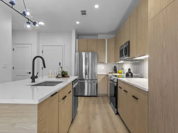 The Residences At Wash Brook, 65 Jolley Dr #104, Bloomfield, CT 06002