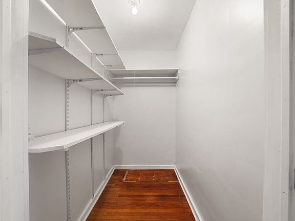 3rd image of 1577 Prospect St