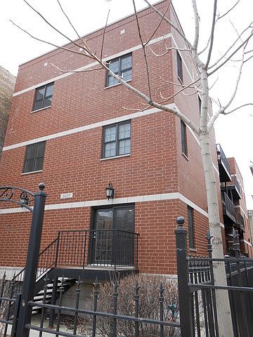 1st image of 1625 W Morse Ave APT 4