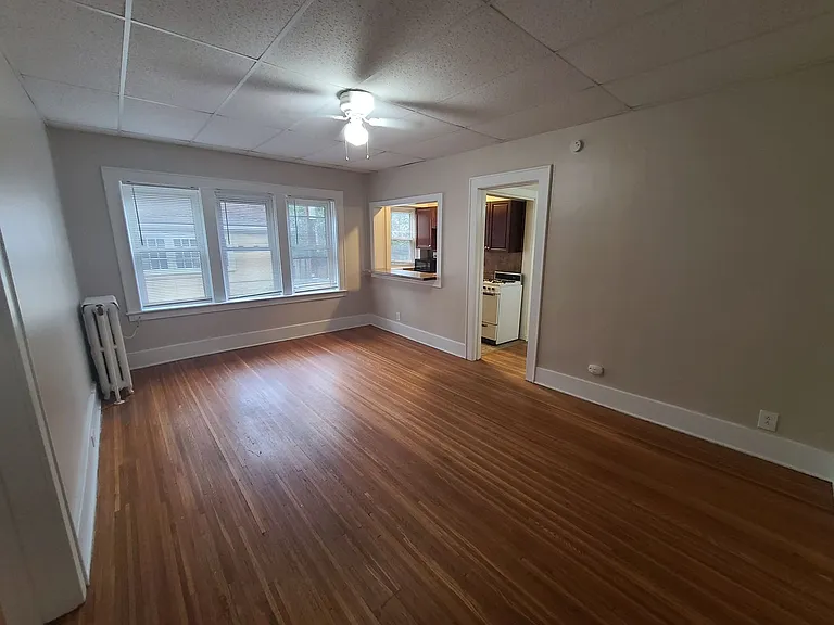1625 East Ave — Photo 27