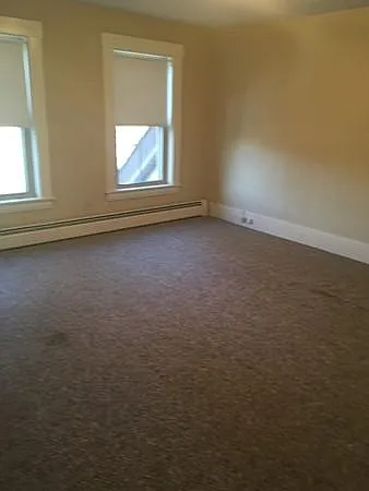 113 E Broadway #1 — Photo 3