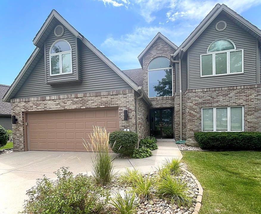 1st image of 9 Ponderosa Dr