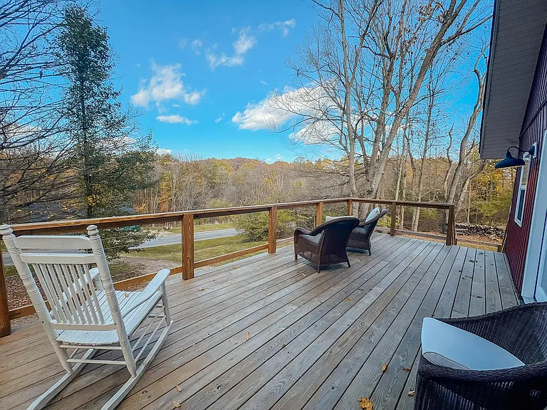 916 Valleywood Heights Dr — Photo 4