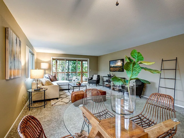 Upland Terrace — Photo 12