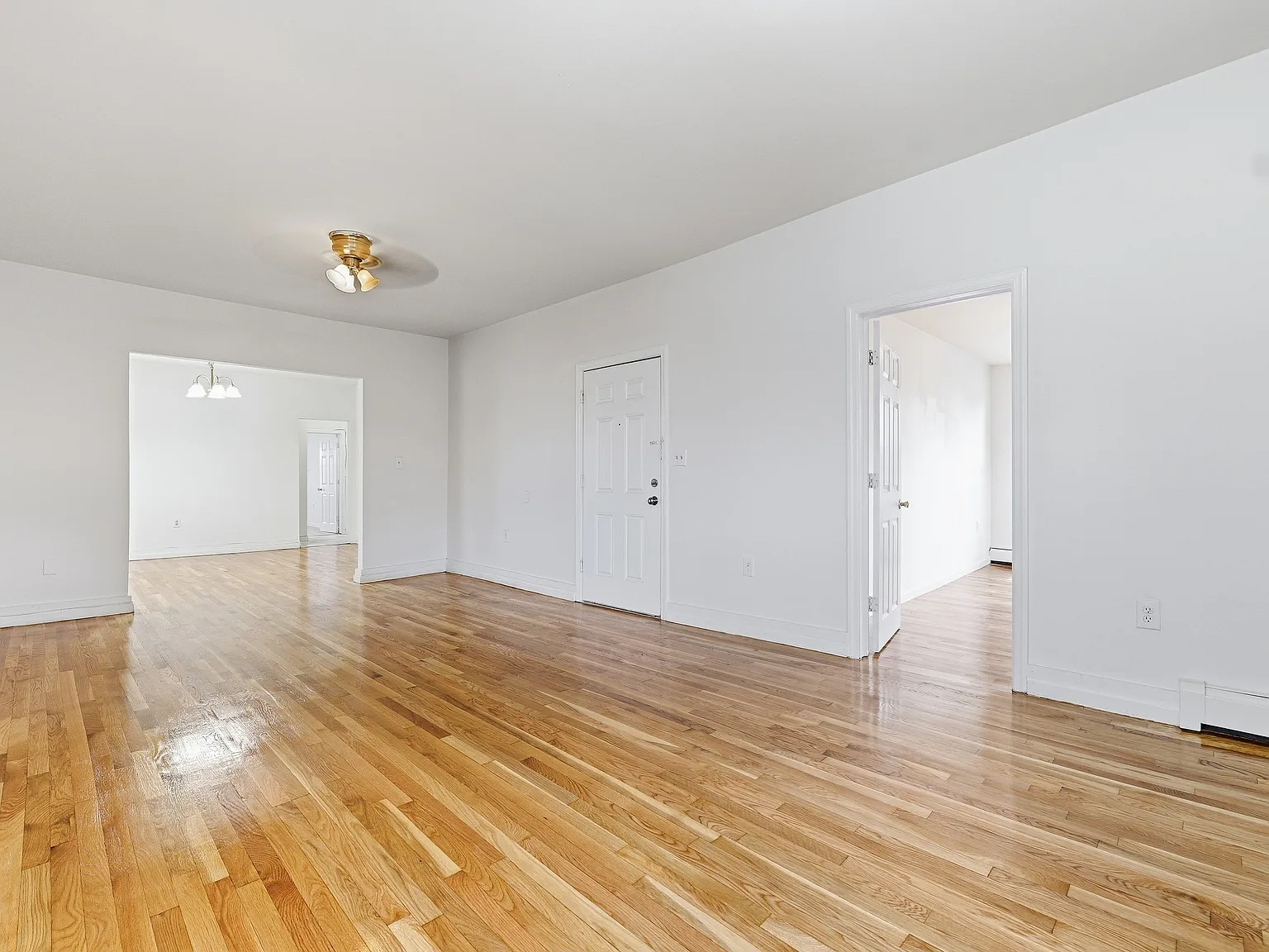 4 bed, 1.5 bath, 1500 sqft, $2,750 — Photo 4