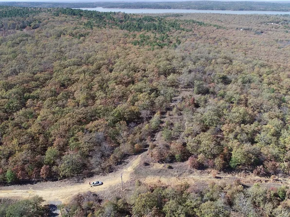 Brian Rd, Stringtown, OK 74569