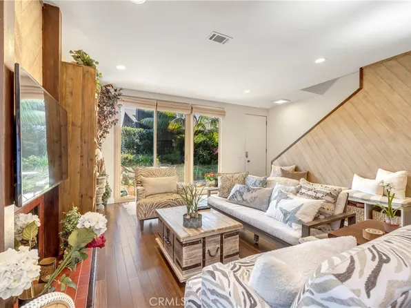 335 Cypress Dr, Laguna Beach, CA 92651