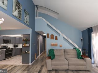 135 Benjamin Ct #F135, Philadelphia, PA 19114