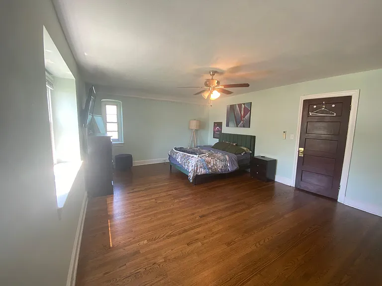 4700 Edmondson Ave — Photo 14