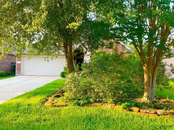 6 Dragon Hill Pl, Spring, TX 77381
