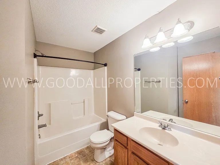 4015 154th St — Photo 12