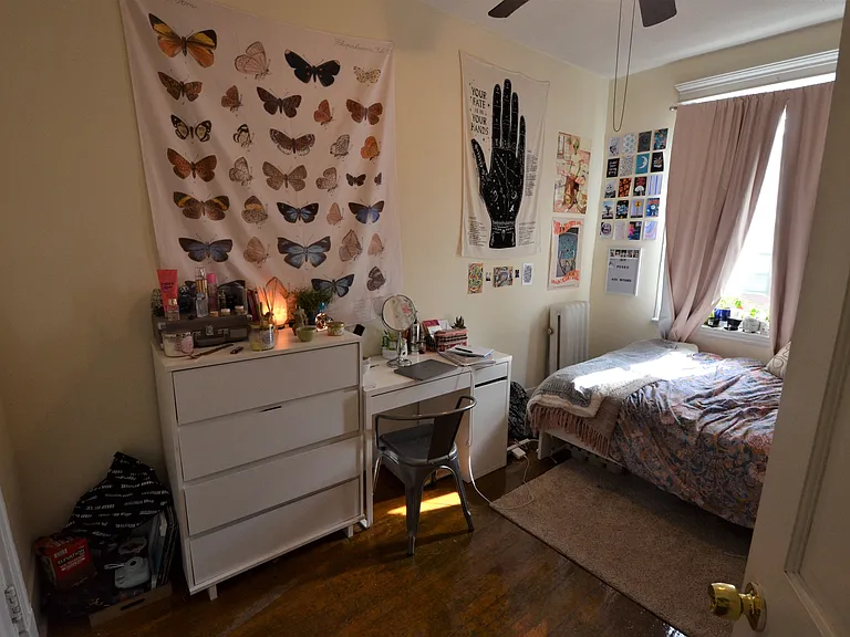 137 Peterborough St #10 — Photo 9