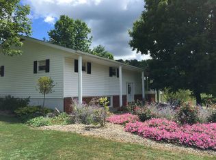 47644 Seneca Lake Rd, Sarahsville, OH 43779