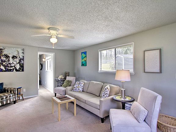 2nd image of 8413 Penny Ln