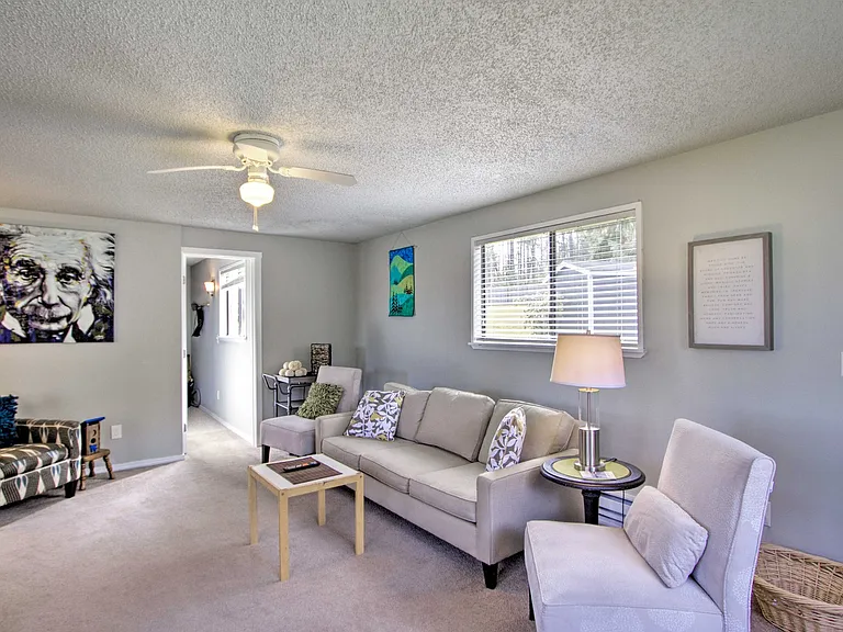 8413 Penny Ln — Photo 2