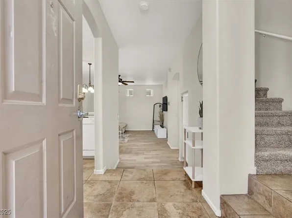 10324 Lettuce Leaf St, Las Vegas, NV 89183