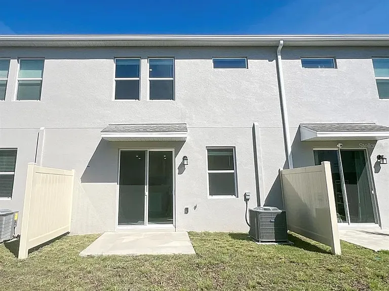 2562 Skyline Loop — Photo 14