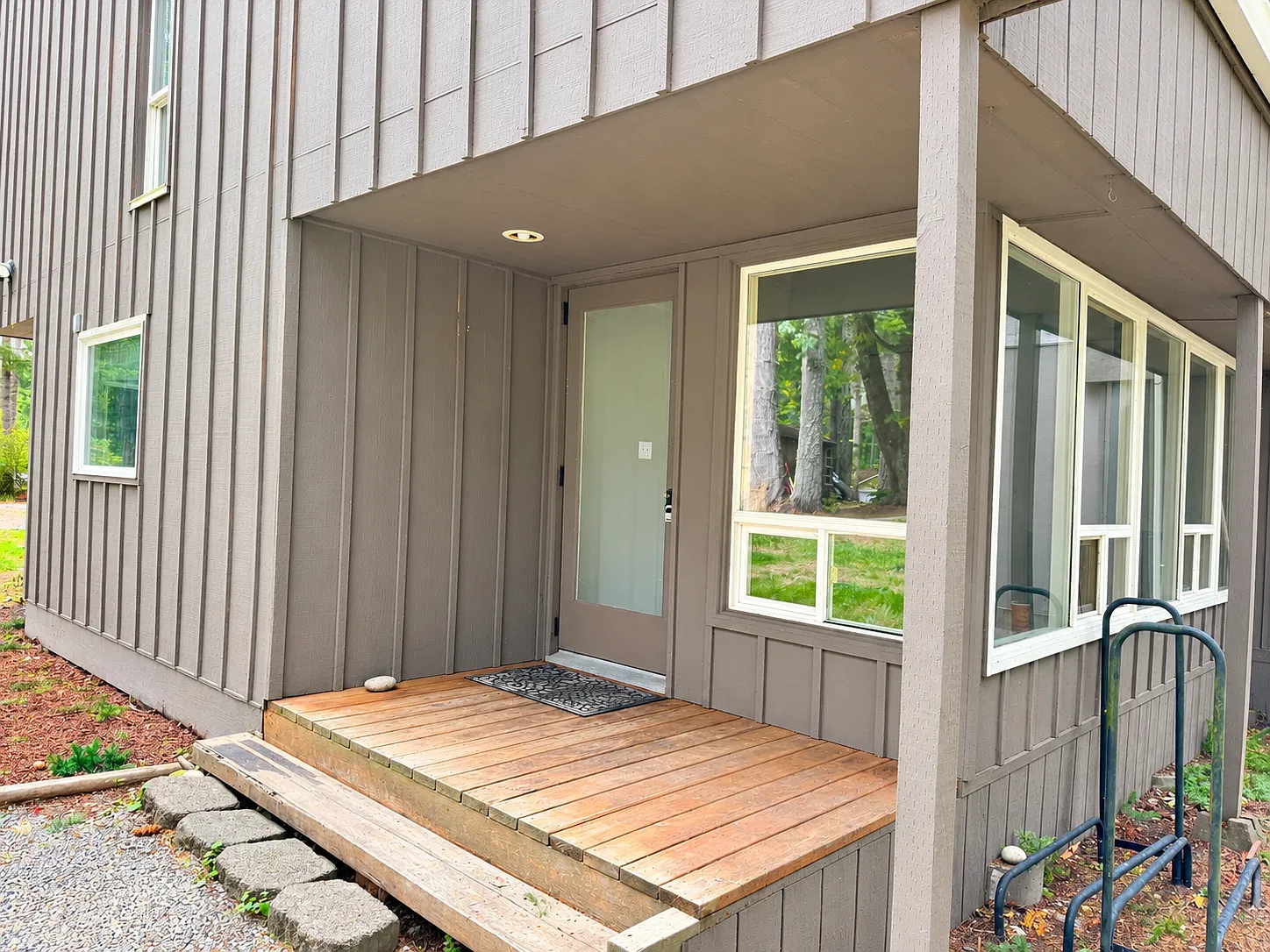 2 bed, 974 sqft, $1,845 — Photo 2