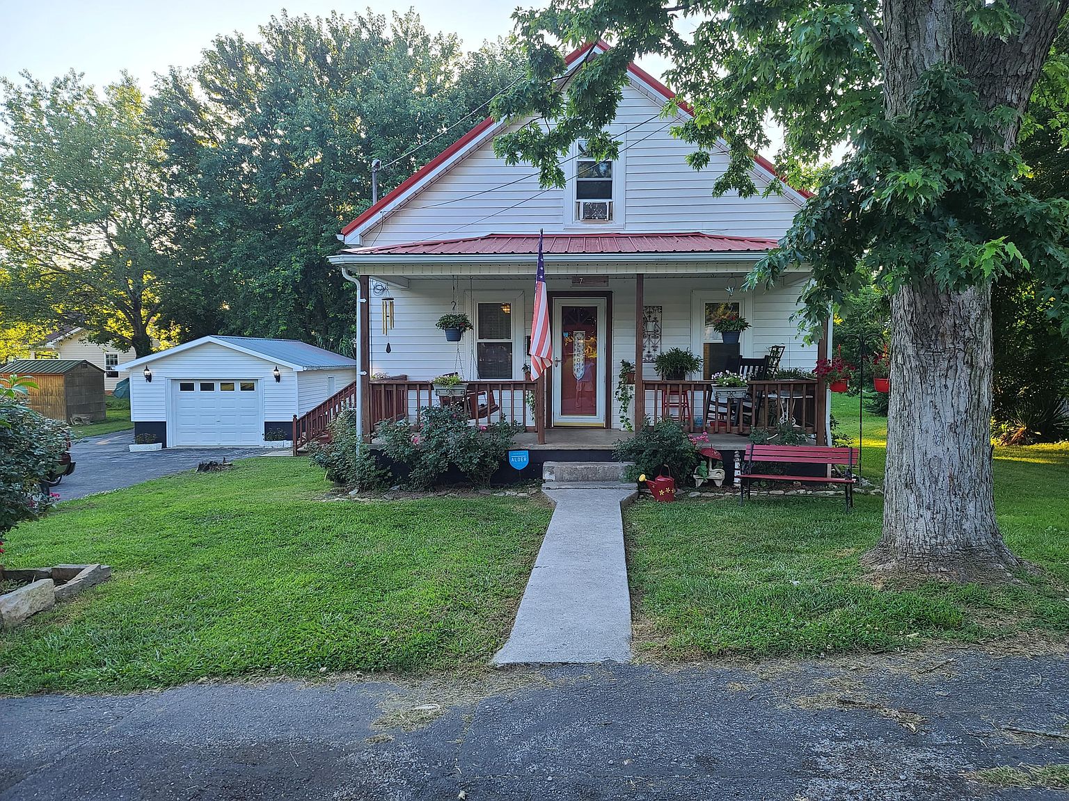 347 Ridgewood Ave, Monticello, KY 42633 Zillow