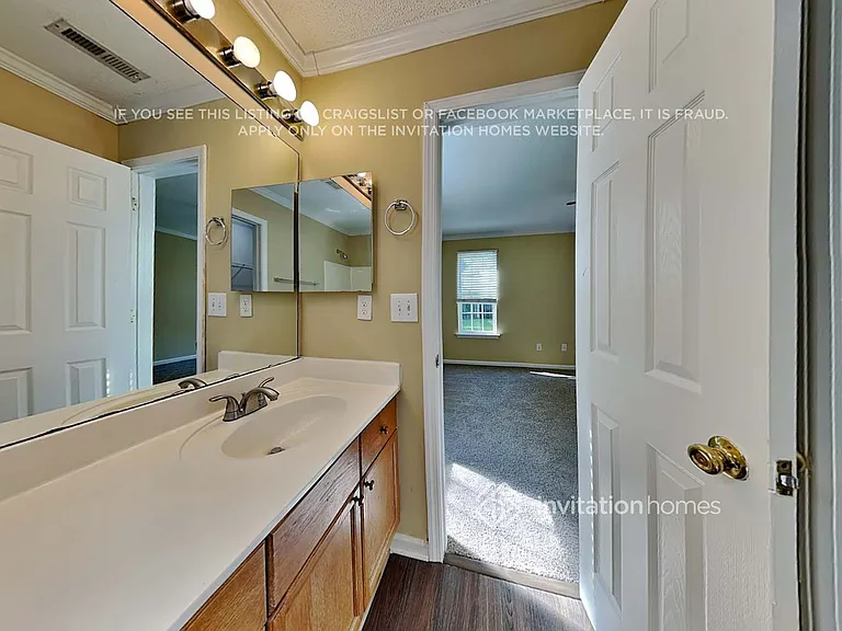 13913 Ballyshannon Ln — Photo 13