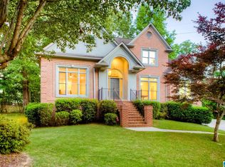 1694 Crossgate Dr, Vestavia, AL 35216