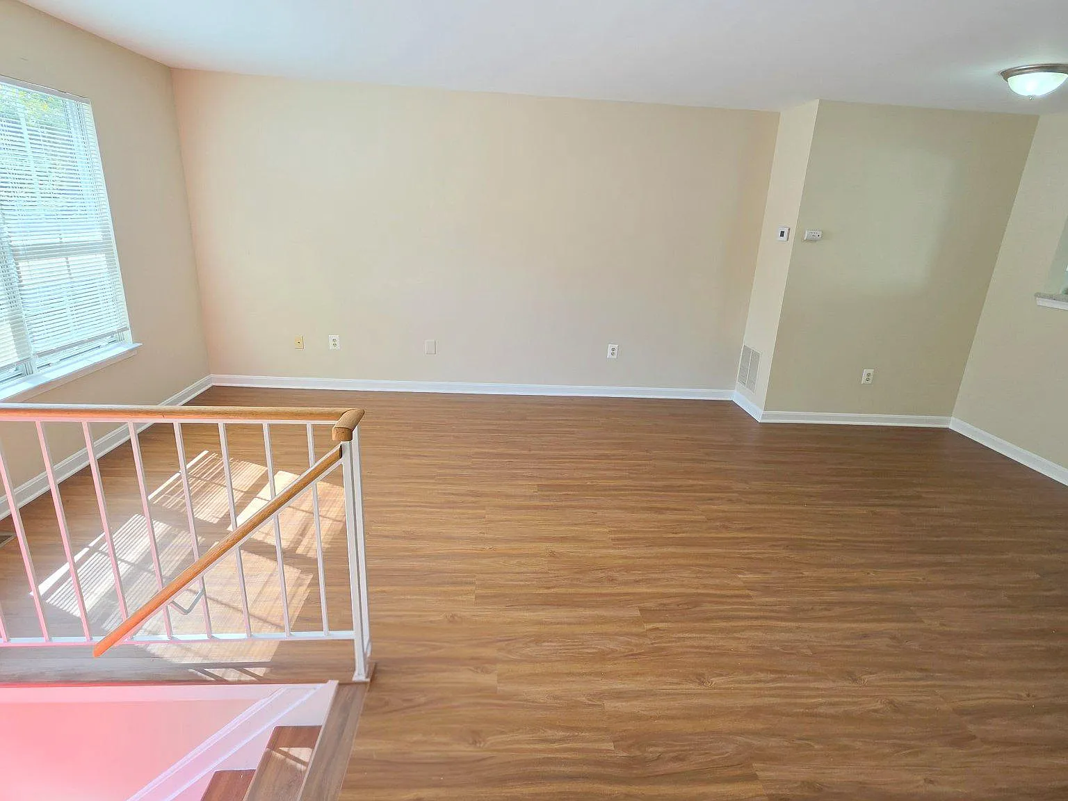 4 bed, 3.5 bath, 1630 sqft, $3,200 — Photo 3