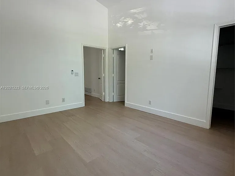 1247 NE 23rd Ave — Photo 14