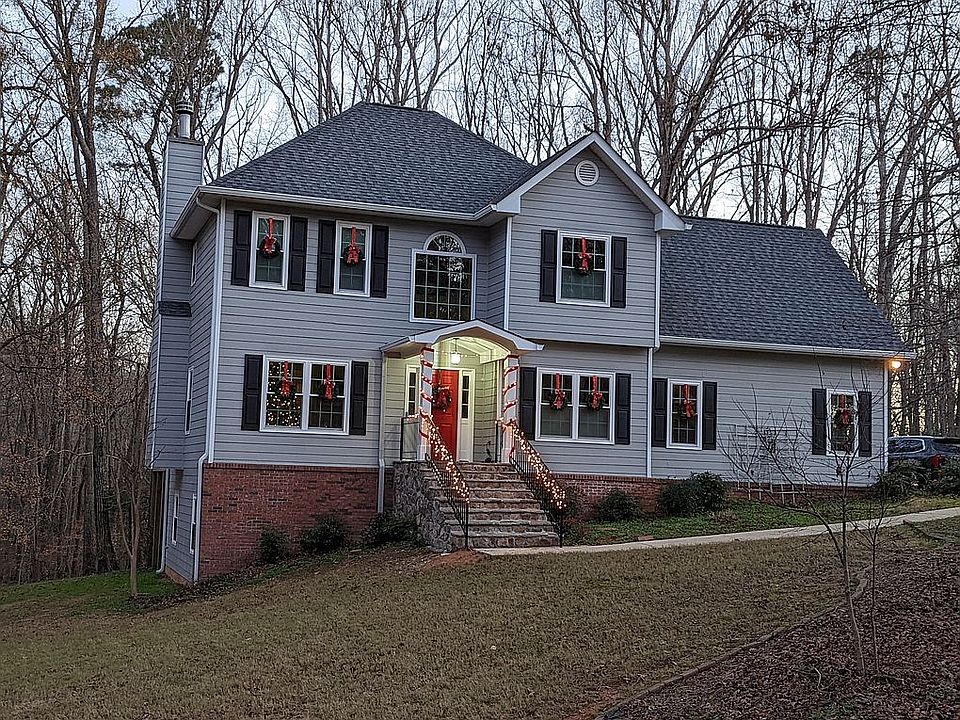 2nd image of 1620 Julian Dr