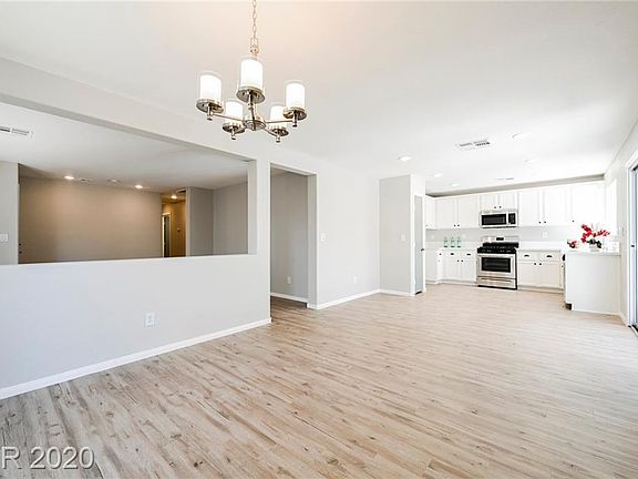 2nd image of 8465 Cavaricci Ave