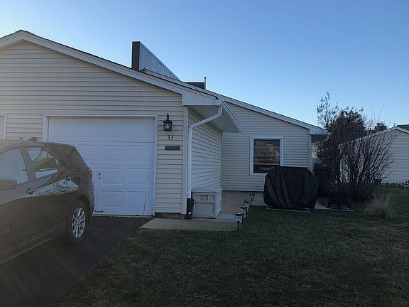 2nd image of 33 Arlene Ct