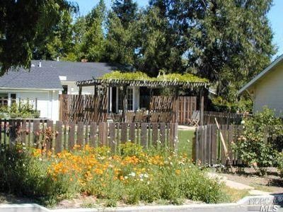 1620 Scott St, Saint Helena, CA, 94574