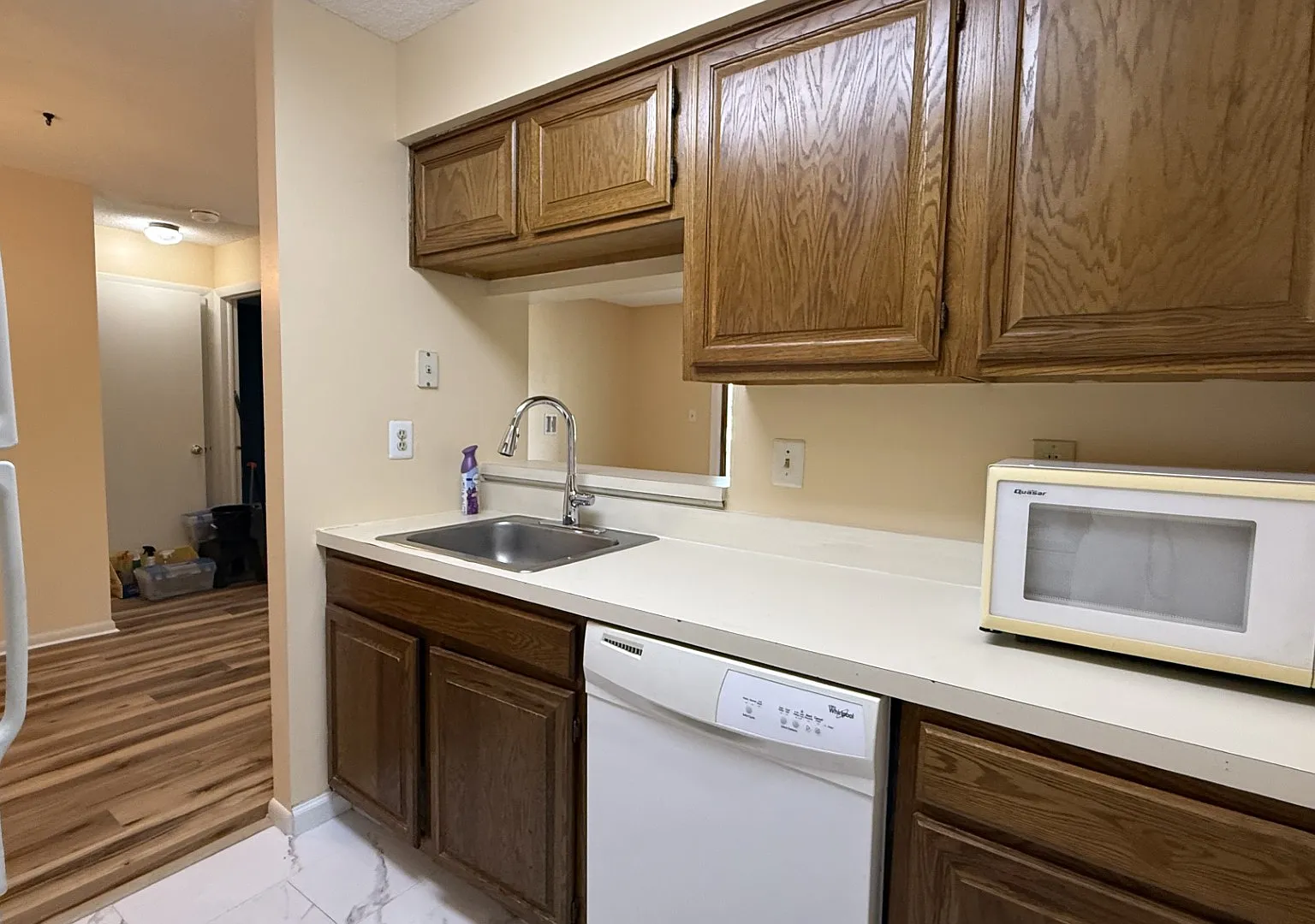 105 Ravens Crest Dr — Photo 2