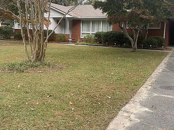 3rd image of 2613 N Main St