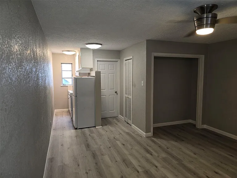 2501 Yoakum Blvd #13 — Photo 6