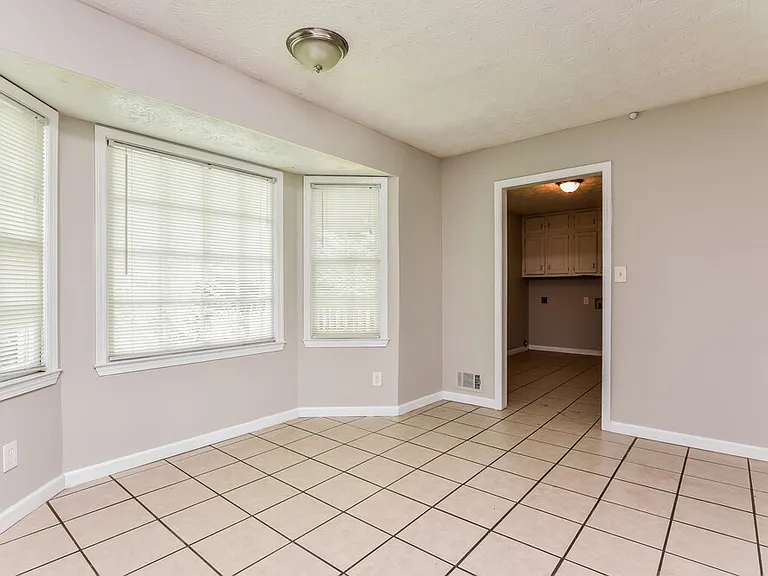 5002 Post Road Ct — Photo 8