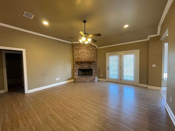 4th image of 4005 Elizabeth Ln