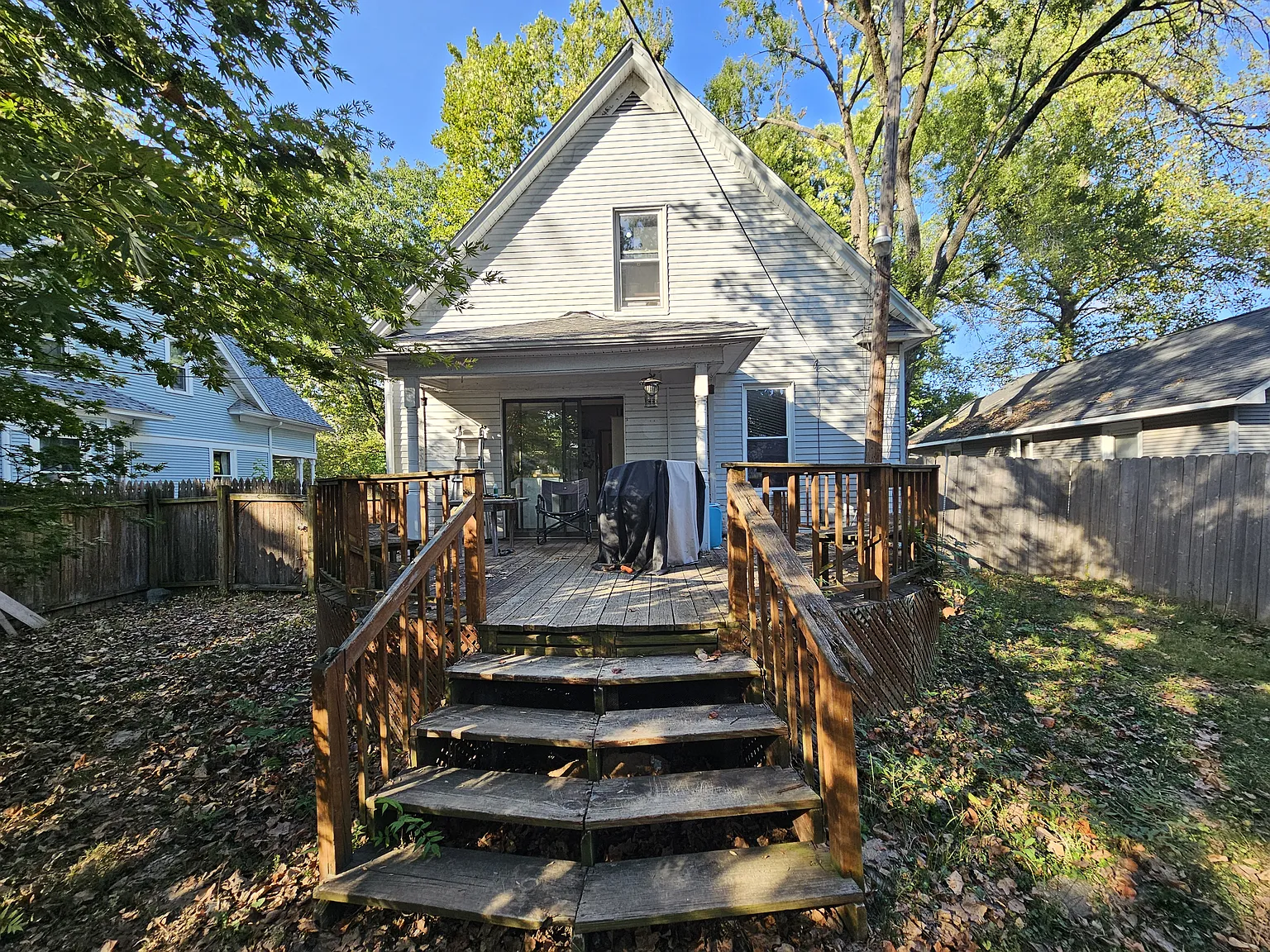 3 bed, 1295 sqft, $1,850 — Photo 3