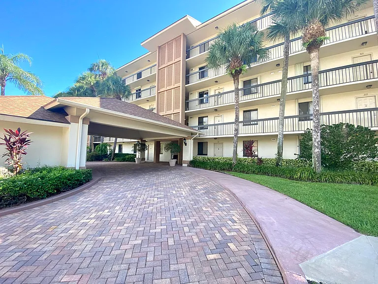 2301 Marina Isle Way #503 — Photo 2