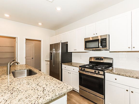 5th image of 1158 Joywood Dr