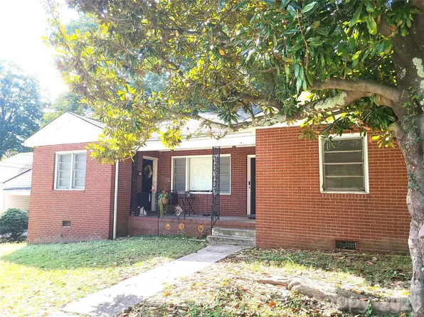 90 Creswell Dr NE, Concord, NC 28025