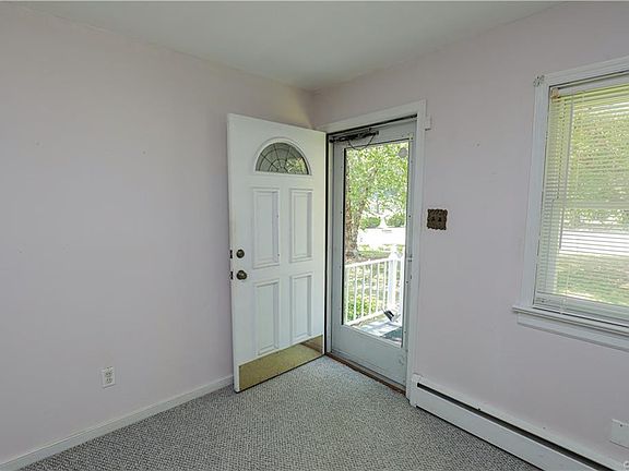 3rd image of 4814 Annlyn Dr