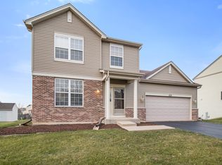 829 Briarcliff Dr, Minooka, IL 60447