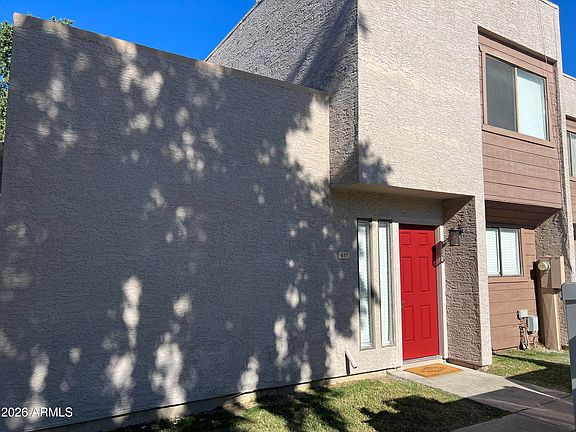 2nd image of 617 W 13TH Street