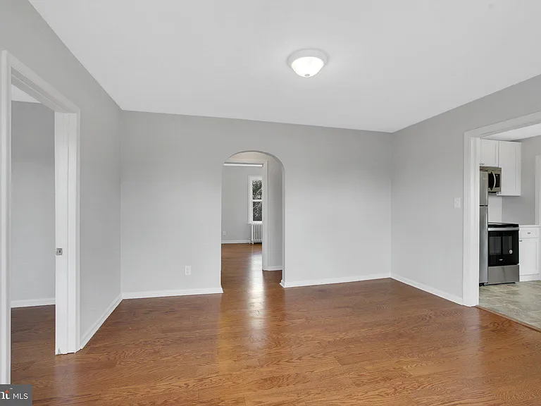 121 E Browning Rd #2 — Photo 8