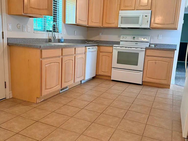 1173 N 150 E — Photo 7