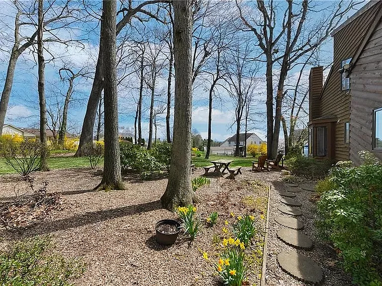 5218 Foxcroft Dr — Photo 19