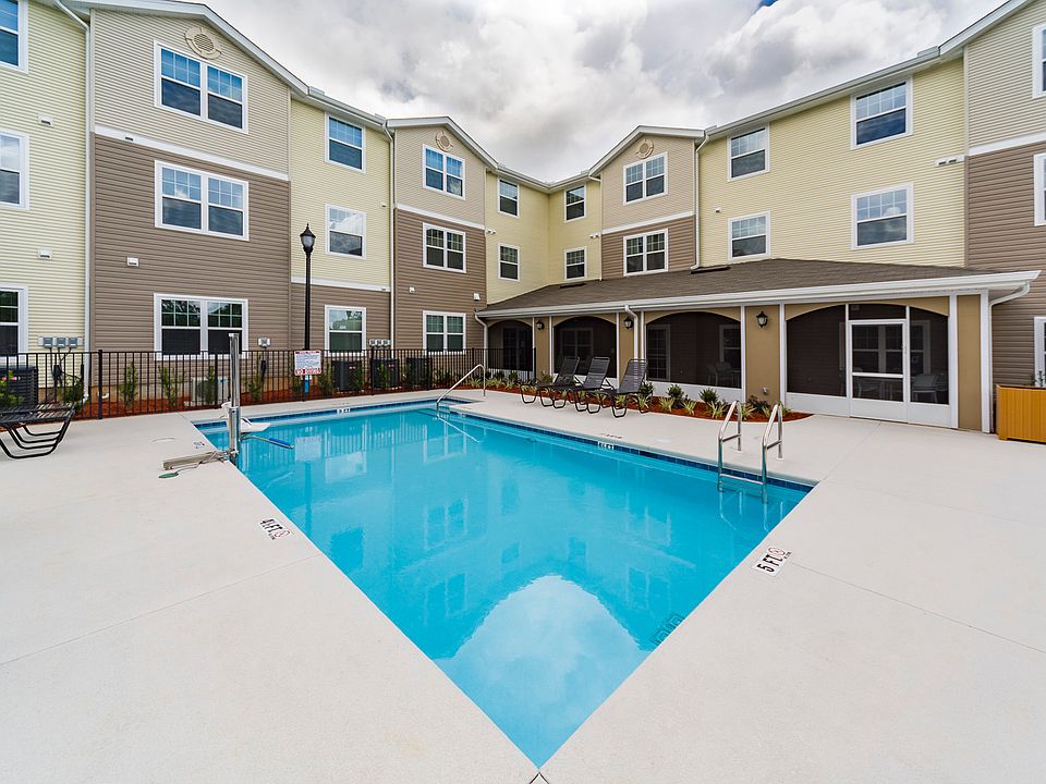 Katie Manor Pool