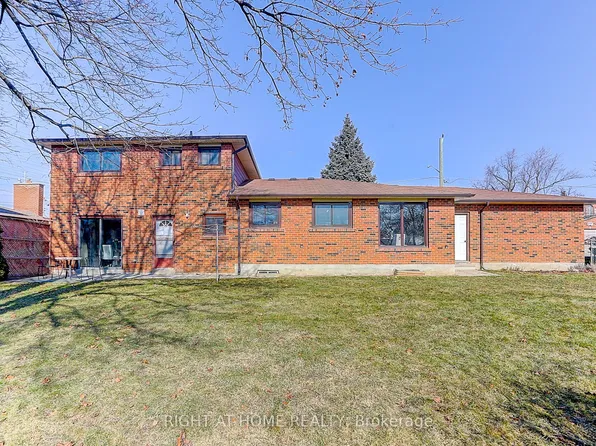 87 Stockdale Cres, Richmond Hill, ON L4C 3T1